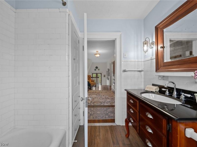 210 Storer Avenue, Akron, OH 44302 Photo 27