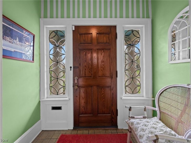 210 Storer Avenue, Akron, OH 44302 Photo 3