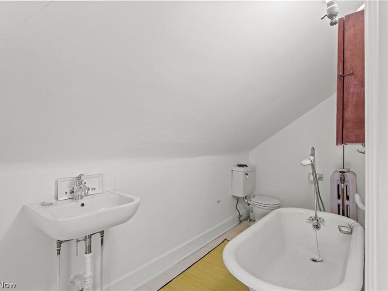 210 Storer Avenue, Akron, OH 44302 Photo 35