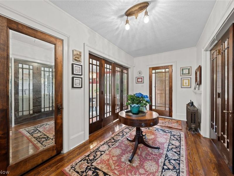 210 Storer Avenue, Akron, OH 44302 Photo 5