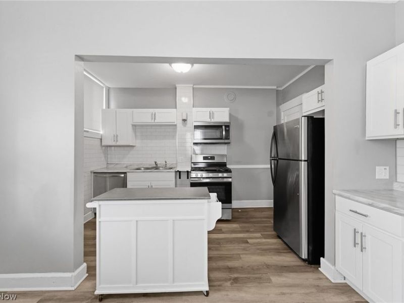 1470-72 Ridgewood Avenue, Lakewood, OH 44107 Photo 10