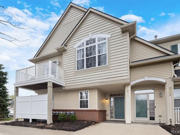 673 Abbington Court, Genoa Twp, MI 48843