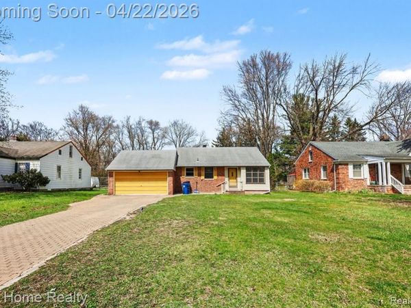 26932 W 6 Mile Road N, Redford Twp, MI 48240