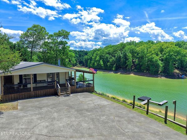 1059 Dean Circle, Dandridge, TN 37725