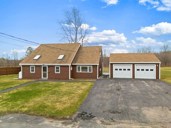 166 Cedar Street, Rockland, ME 04841