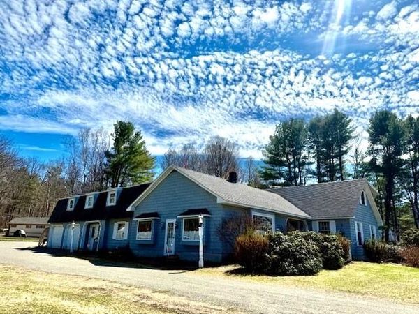 14 Lakeshore Drive, Belgrade, ME 04917