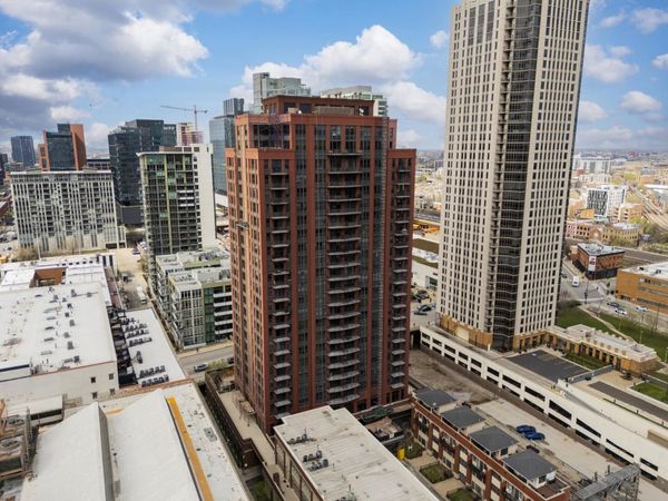 330 N Jefferson Street, Unit 1704, Chicago, IL 60661