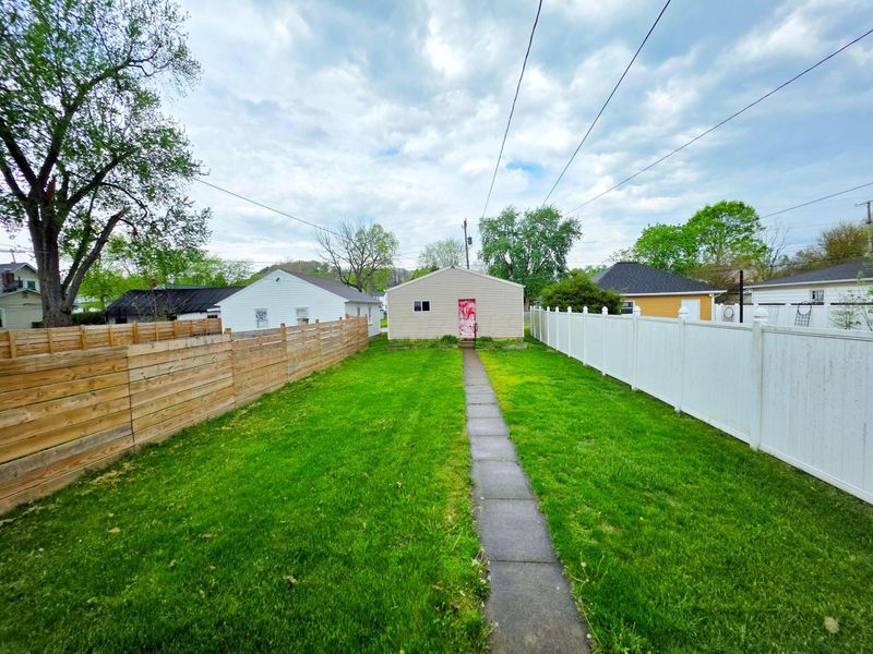 615 E 5th Avenue, Lancaster, OH 43130 Photo 4