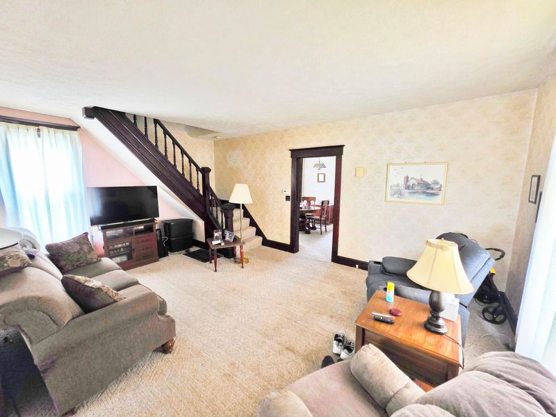 615 E 5th Avenue, Lancaster, OH 43130 Photo 6