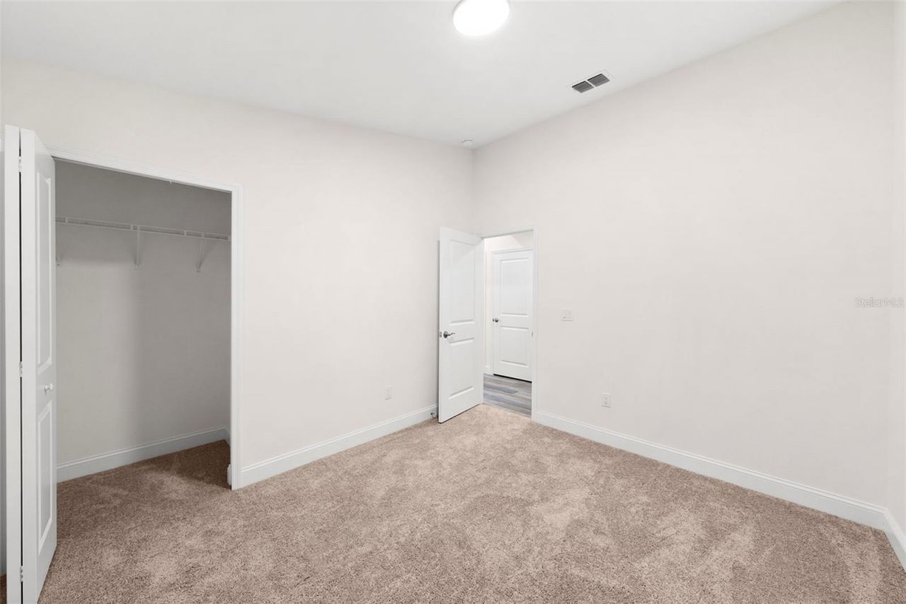 5062 80th Lane N, Saint Petersburg, FL 33709 Photo