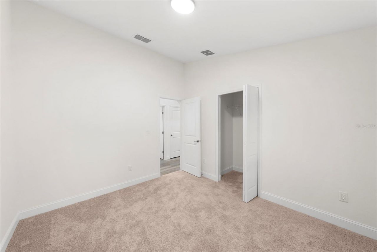 5062 80th Lane N, Saint Petersburg, FL 33709 Photo