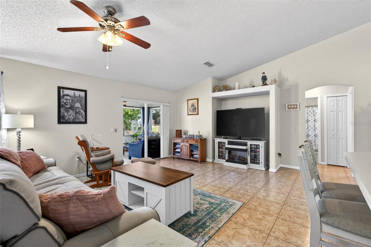 341 Mariners Gate Drive, Edgewater, FL 32141 Photo