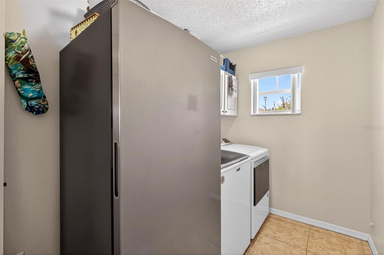 341 Mariners Gate Drive, Edgewater, FL 32141 Photo