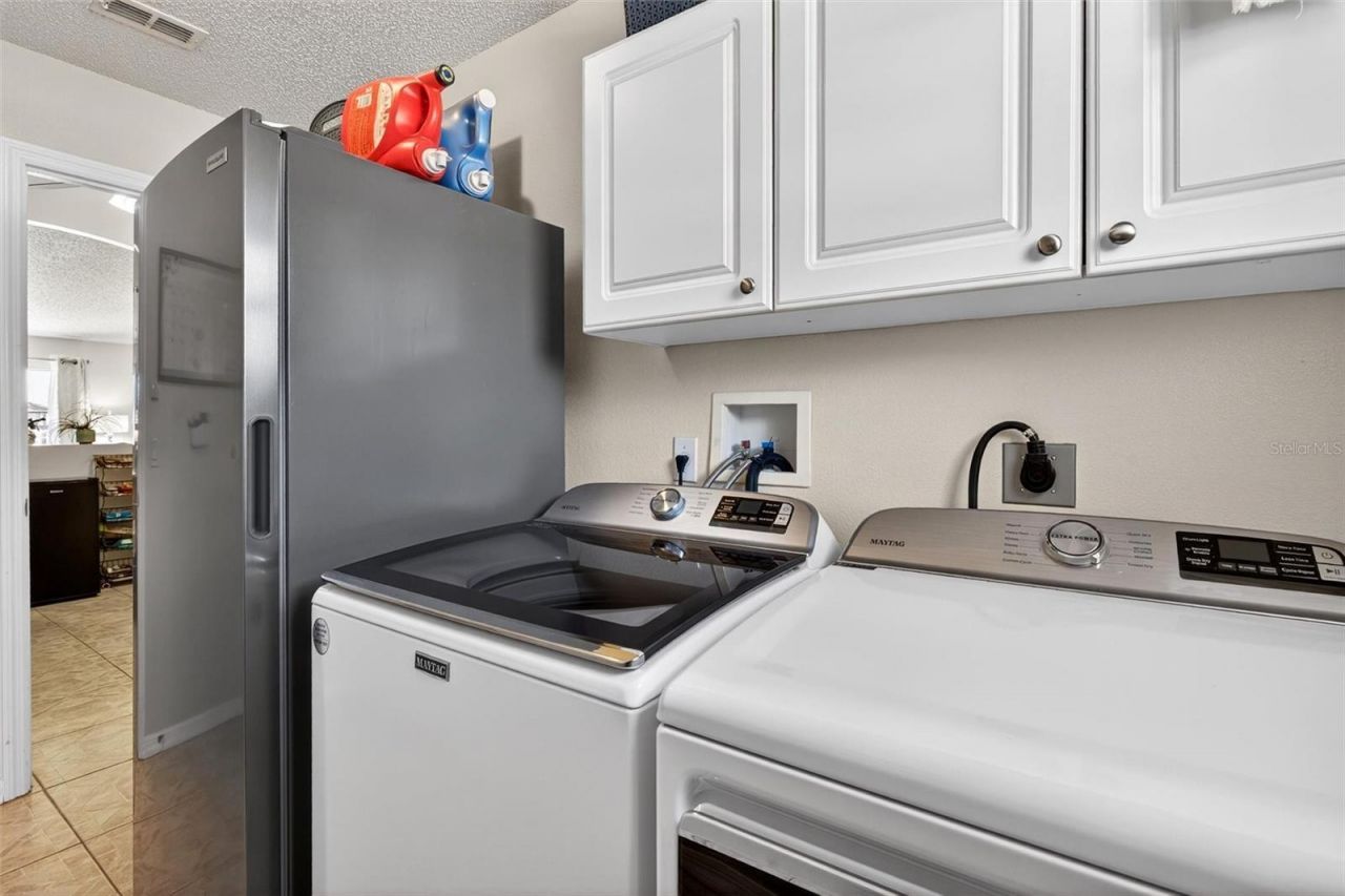 341 Mariners Gate Drive, Edgewater, FL 32141 Photo