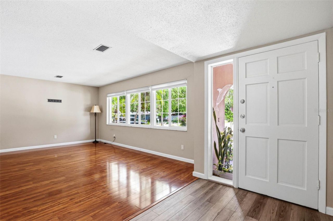 14649 Bay Drive, Largo, FL 33774 Photo