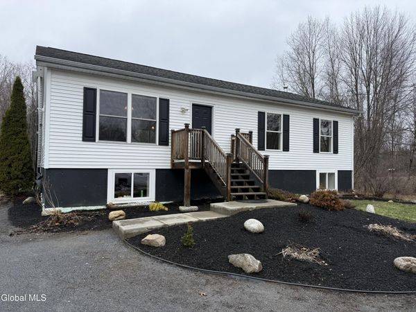 110 Gurn Springs Road, Gansevoort, NY 12831