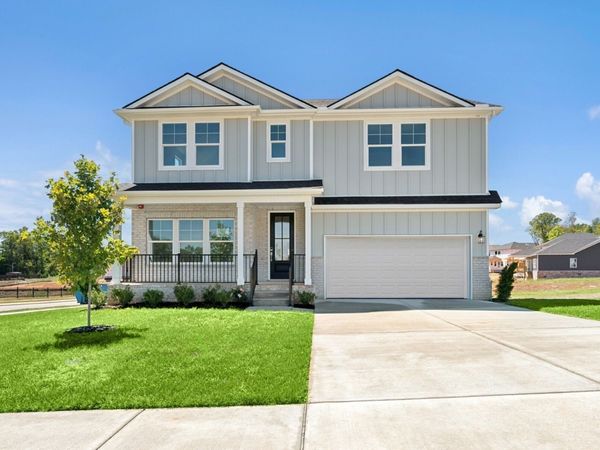2560 Peaceful Valley Drive, Columbia, TN 38401
