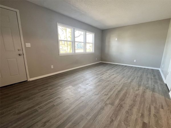 502 E 12th Street S, Newton, IA 50208