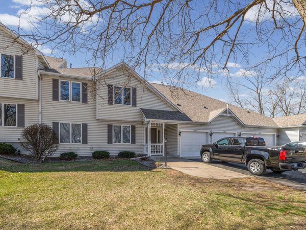 2662 Lake Court Drive, Unit 48, Mounds View, MN 55112