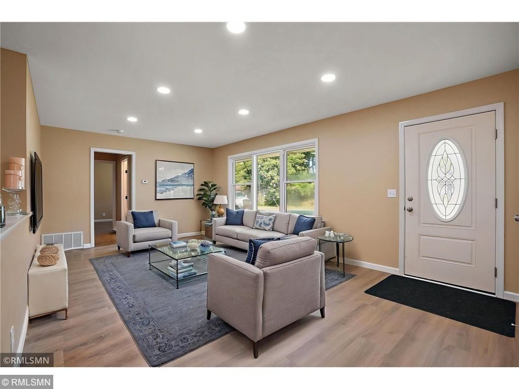 7961 59th Avenue N, New Hope, MN 55428