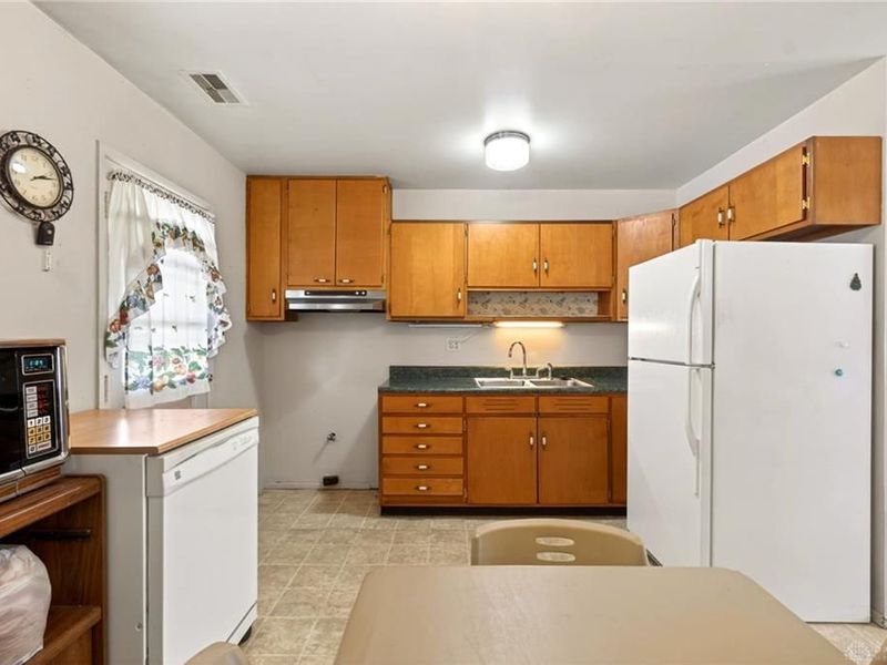 1330 Kapok Street, Fairborn, OH 45324 Photo 20