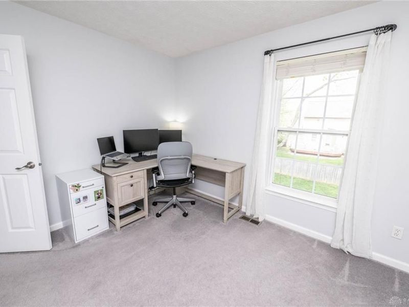 10051 Edgerton Drive, Miamisburg, OH 45342 Photo 23