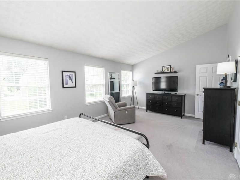 10051 Edgerton Drive, Miamisburg, OH 45342 Photo 26