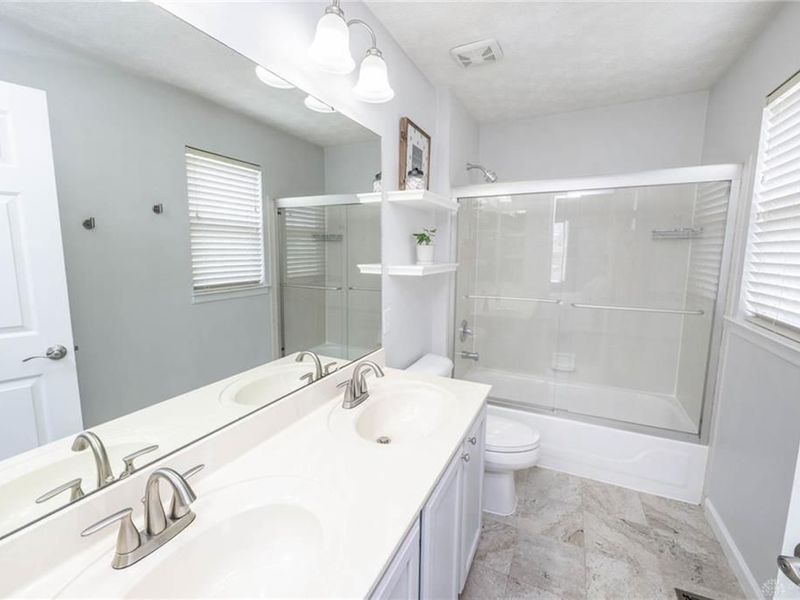 10051 Edgerton Drive, Miamisburg, OH 45342 Photo 27