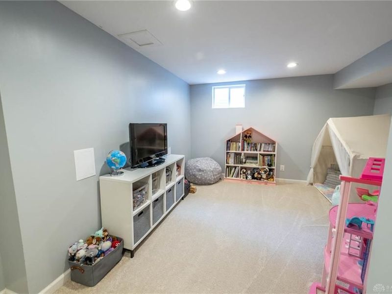 10051 Edgerton Drive, Miamisburg, OH 45342 Photo 30