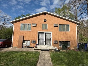 1633 Linnbrook Drive, Dayton, OH 45406