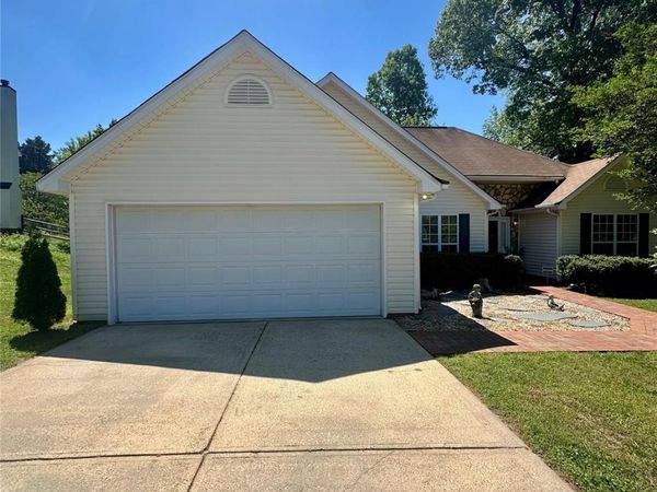 106 Old Willow Road, Mooresville, NC 28115