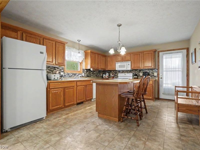 9235 Cable Line Road, Diamond, OH 44266 Photo 20