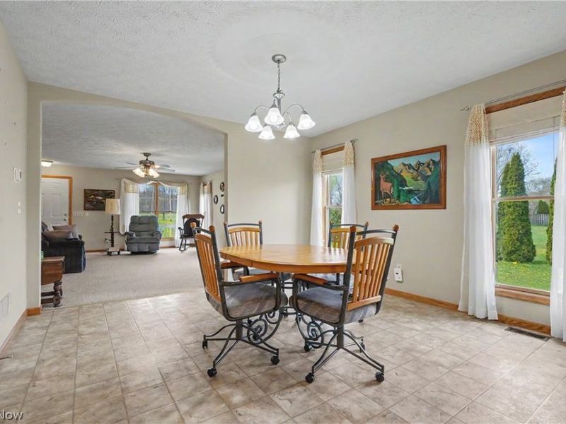 9235 Cable Line Road, Diamond, OH 44266 Photo 23