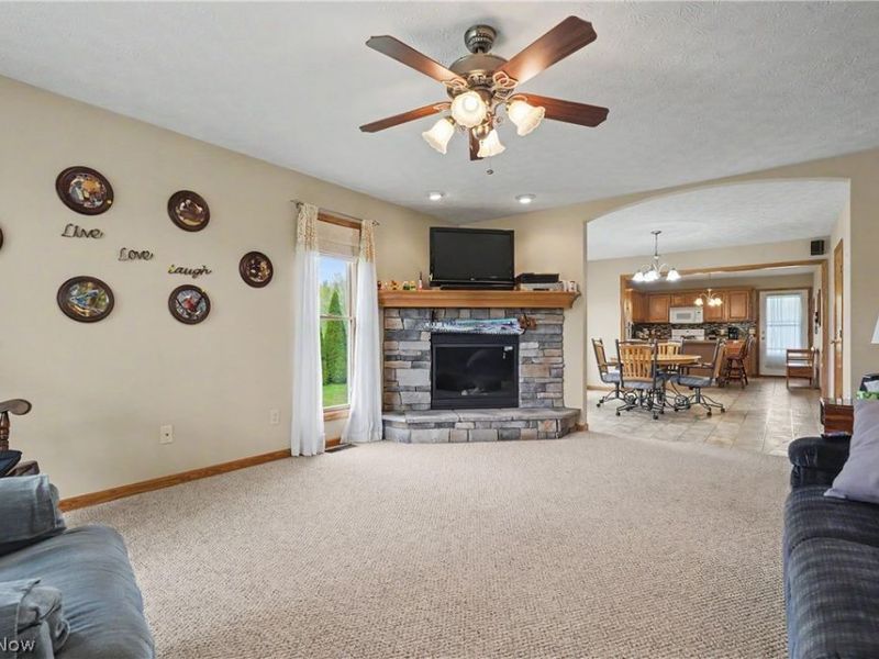 9235 Cable Line Road, Diamond, OH 44266 Photo 25