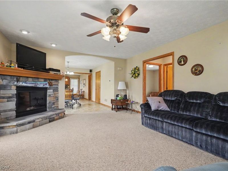 9235 Cable Line Road, Diamond, OH 44266 Photo 26