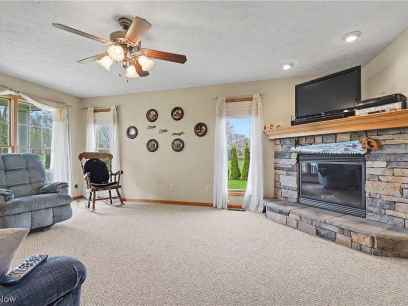 9235 Cable Line Road, Diamond, OH 44266 Photo 27