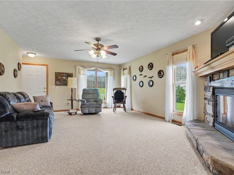 9235 Cable Line Road, Diamond, OH 44266 Photo 28