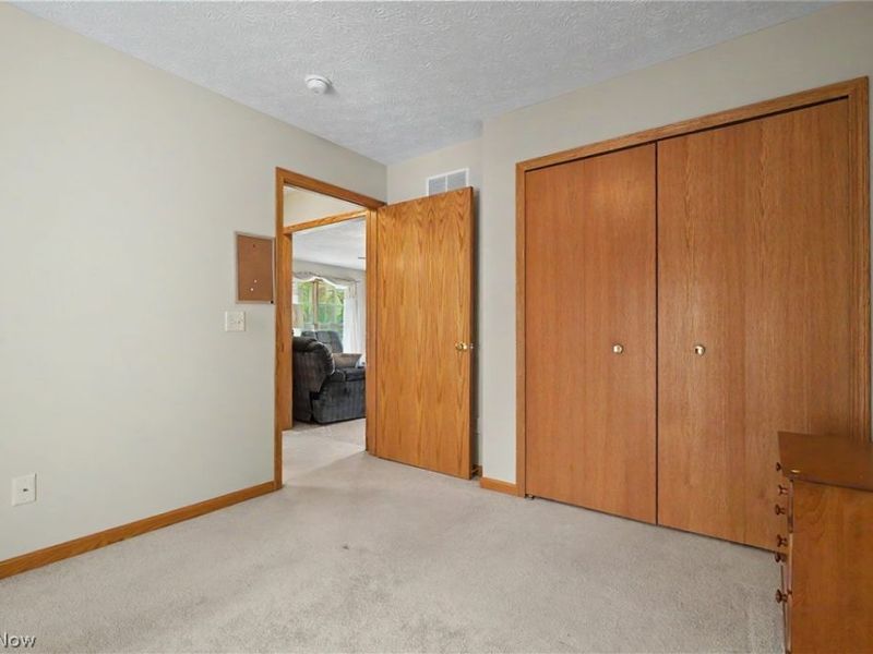 9235 Cable Line Road, Diamond, OH 44266 Photo 32