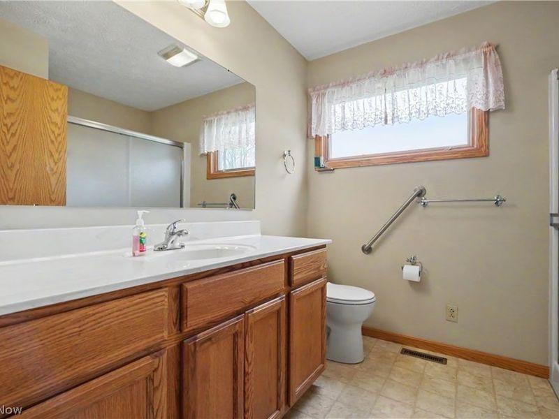 9235 Cable Line Road, Diamond, OH 44266 Photo 36