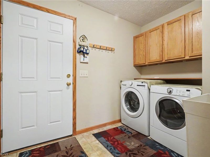 9235 Cable Line Road, Diamond, OH 44266 Photo 38