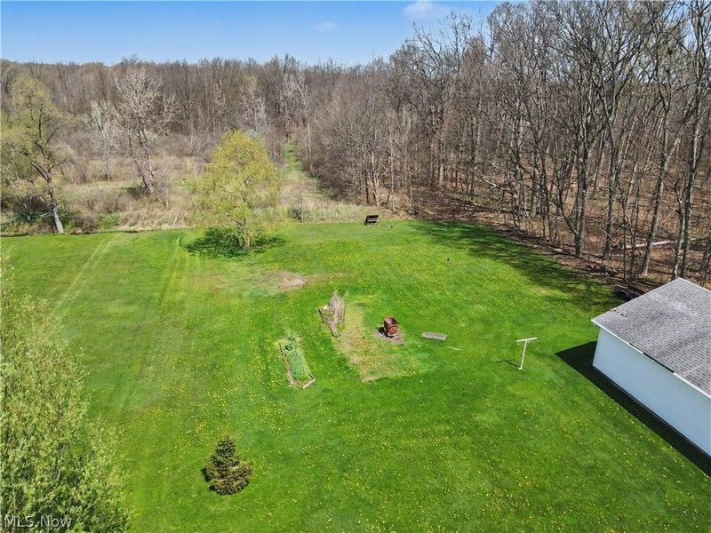 9235 Cable Line Road, Diamond, OH 44266 Photo 6