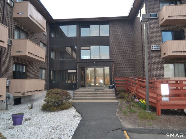 40 California, Unit B6, Stratford, CT 06615