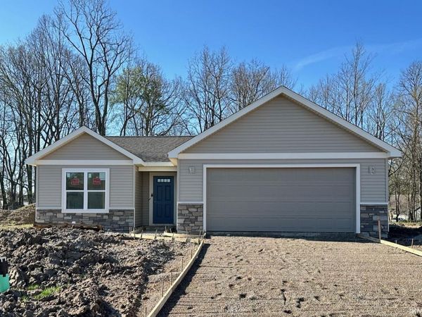 6302 Rockingham Drive, Fort Wayne, IN 46835