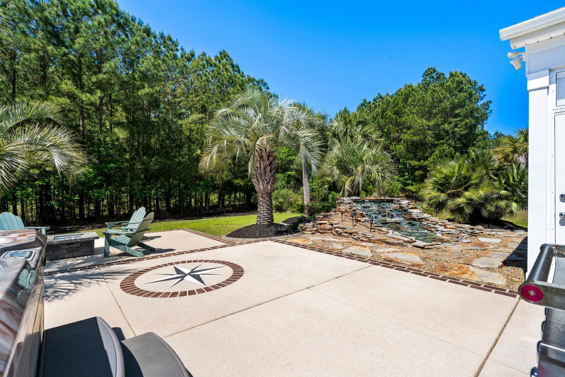 526 Carnaby Loop Photo 14