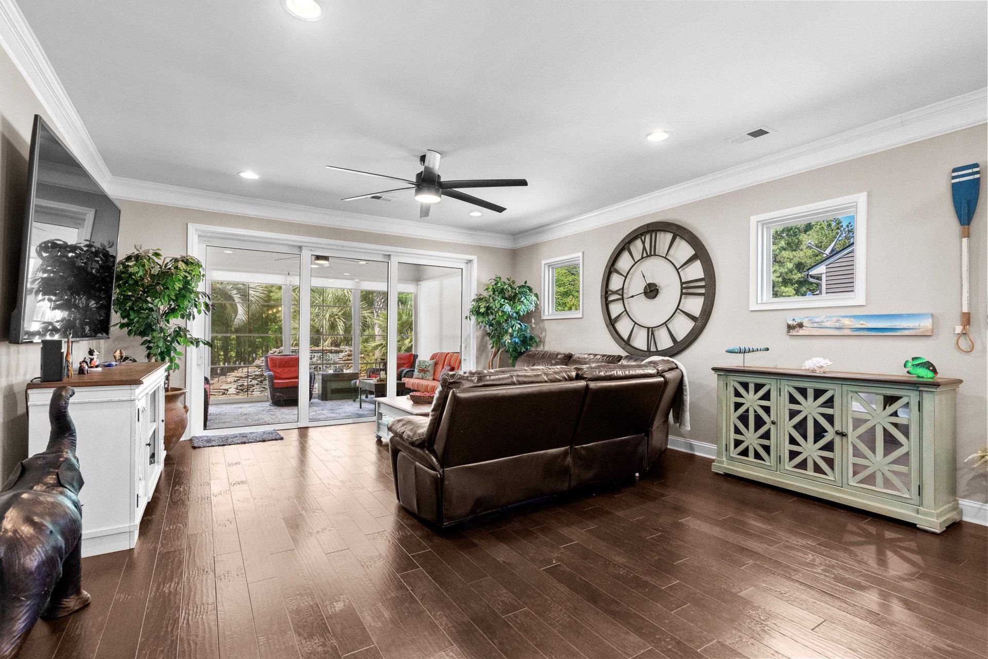 526 Carnaby Loop Photo 15