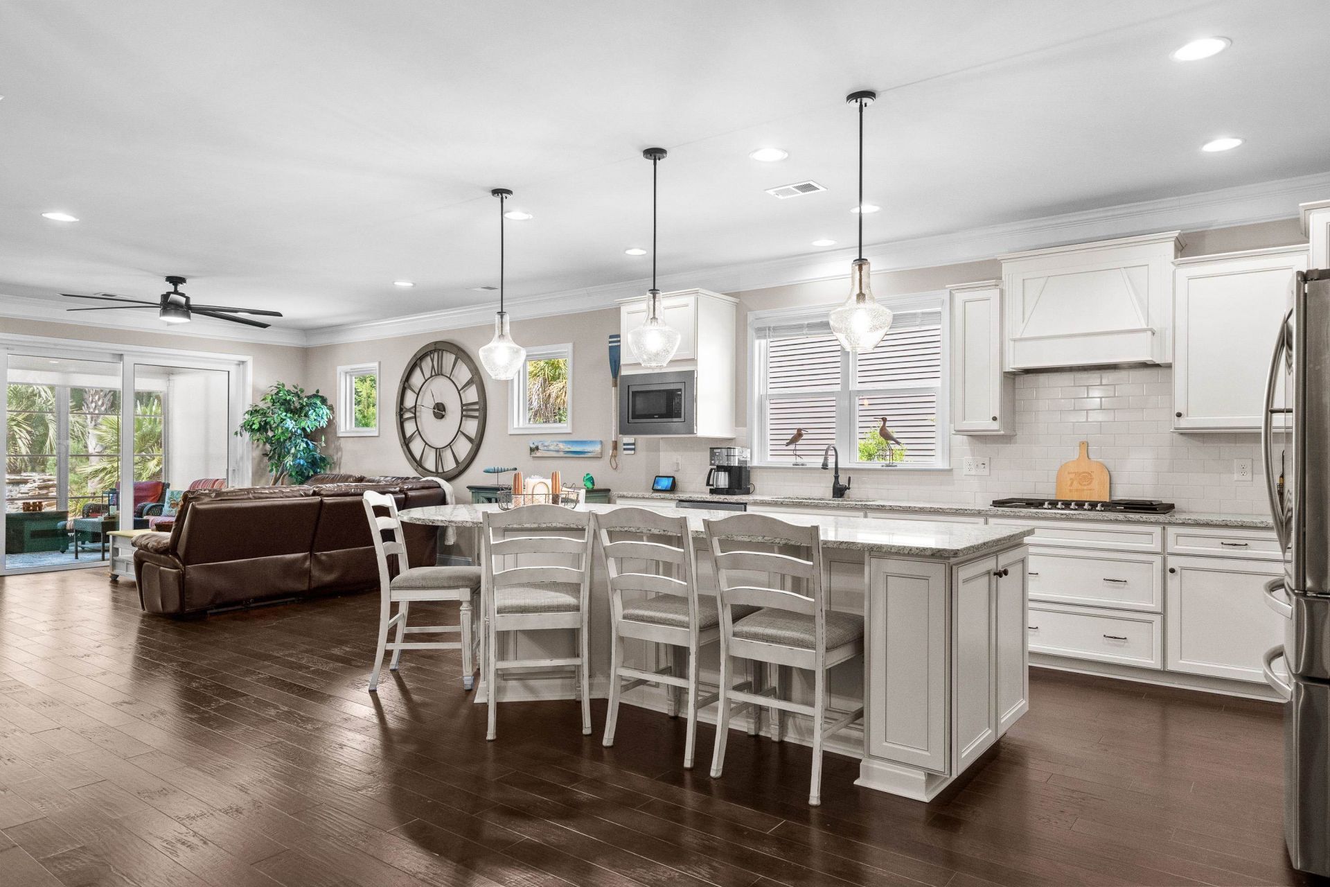 526 Carnaby Loop Photo 17