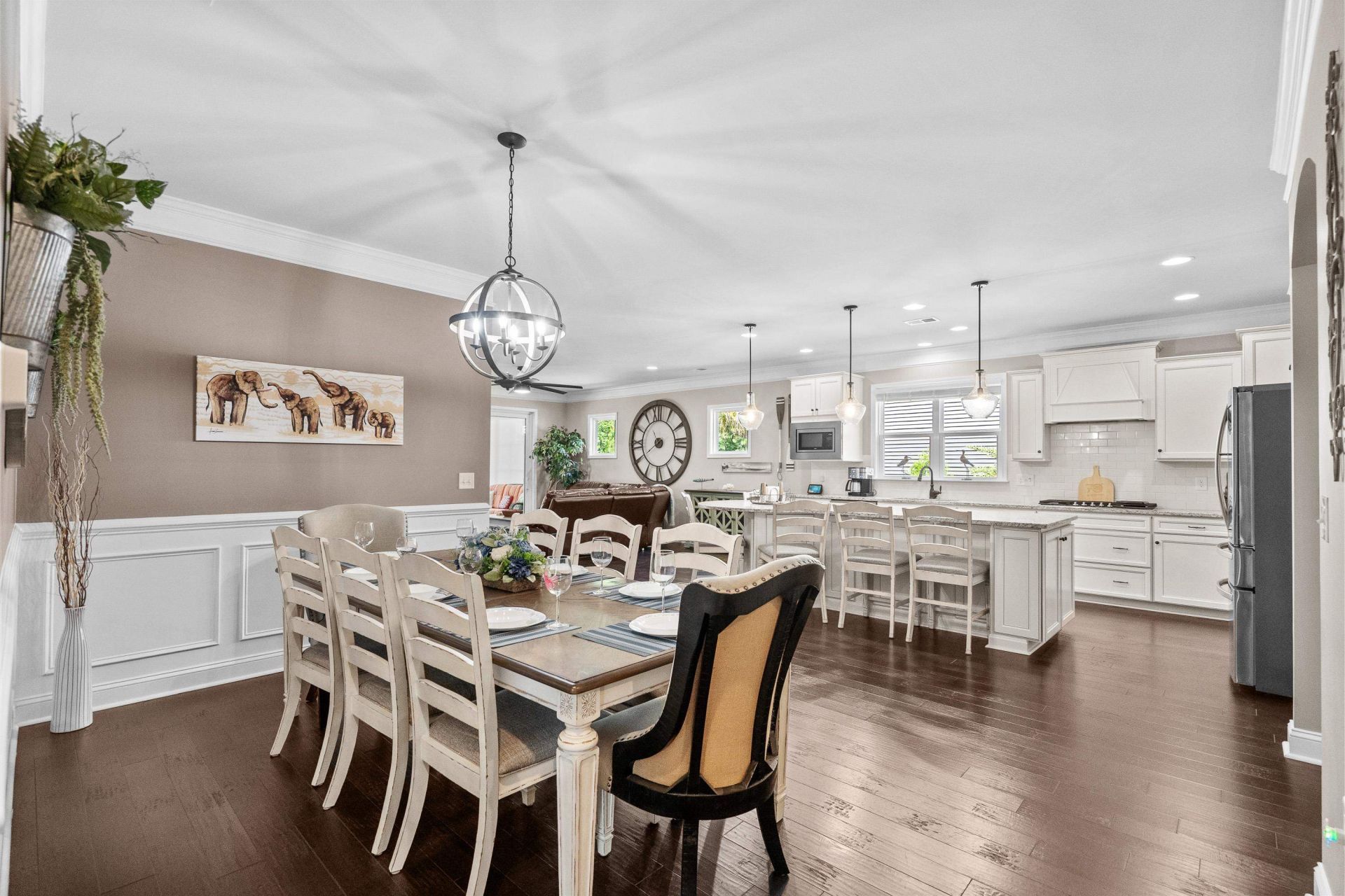 526 Carnaby Loop Photo 24