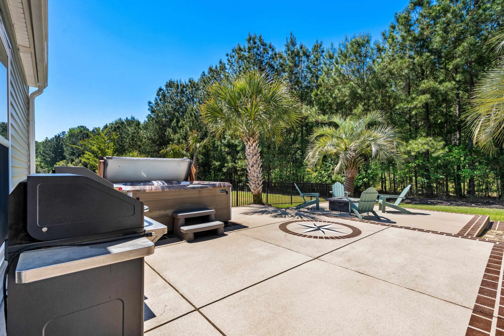 526 Carnaby Loop Photo 29