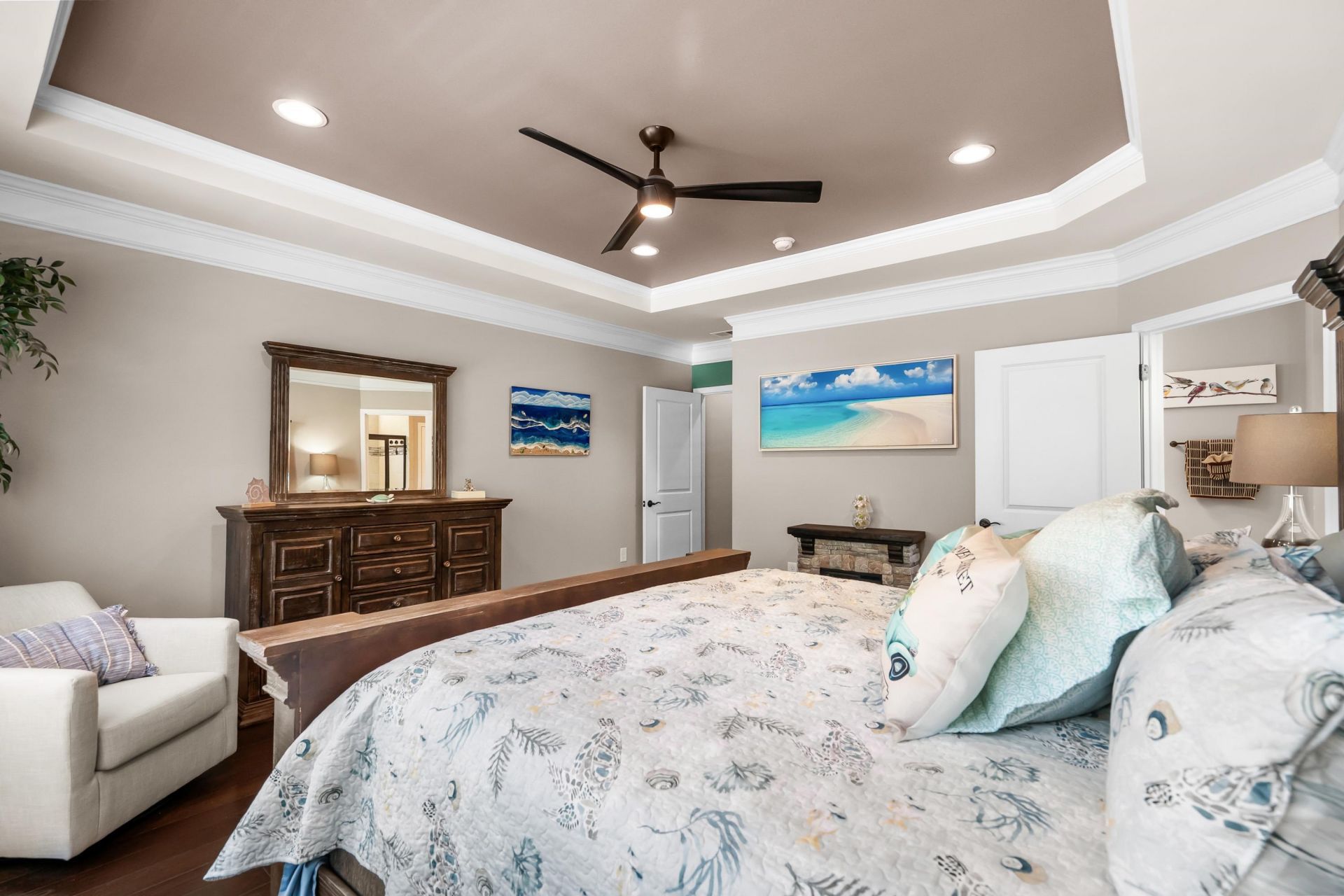 526 Carnaby Loop Photo 37