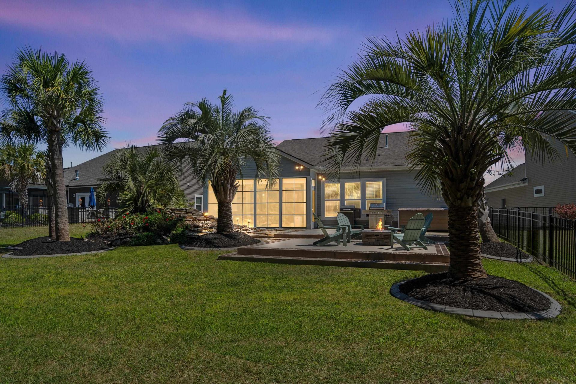 526 Carnaby Loop Photo 52